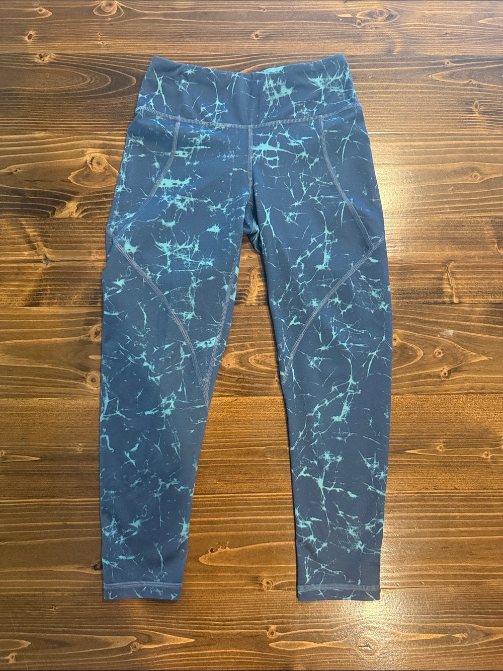 Patagonia Cropped Athletic Leggings
